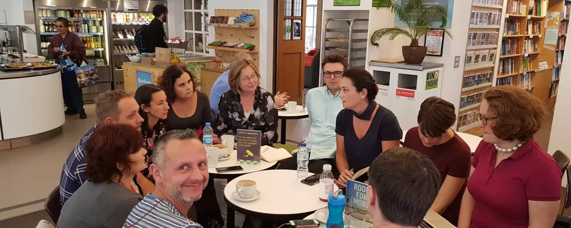t3m team around the table